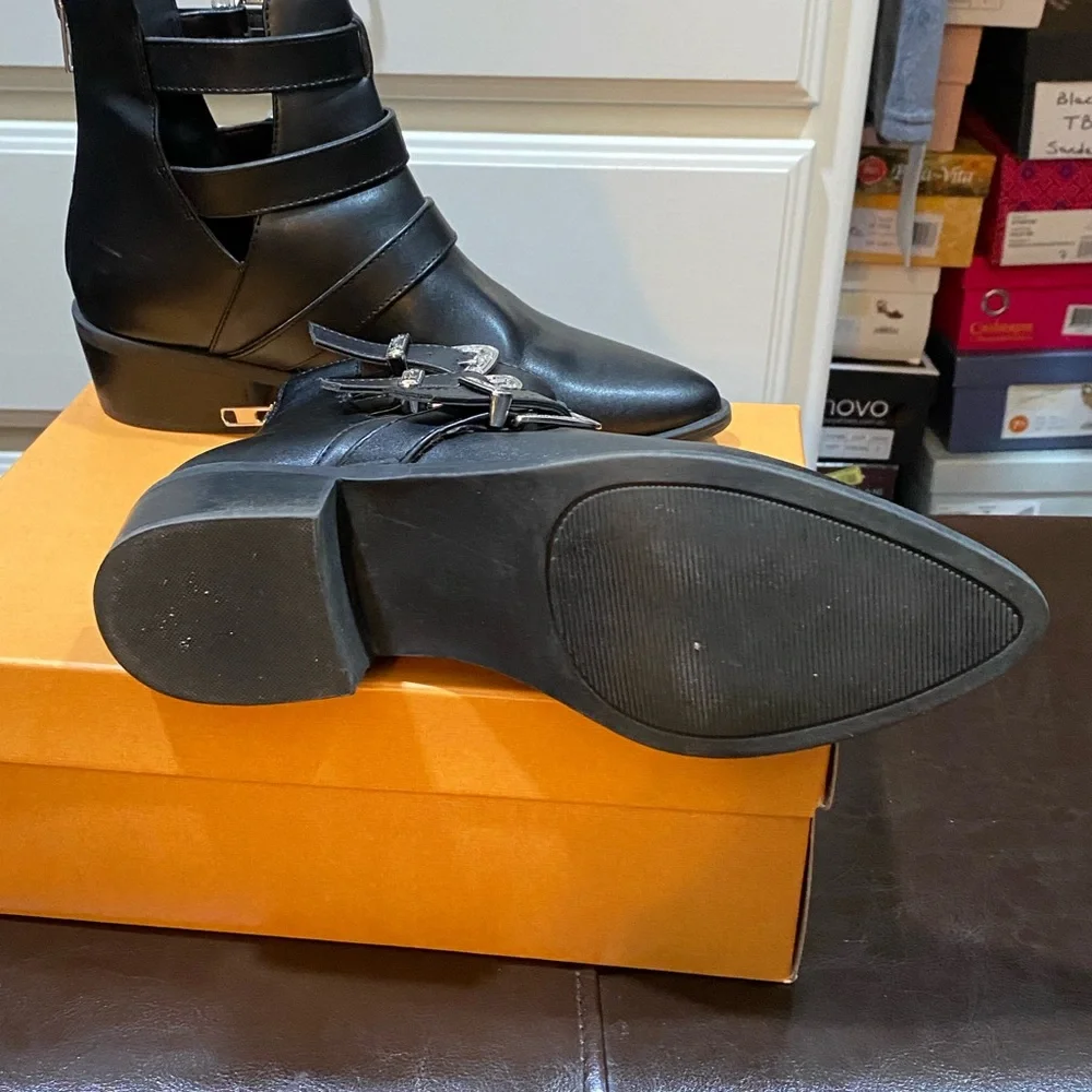 MADDEN GIRL booties - Picture 5 of 5